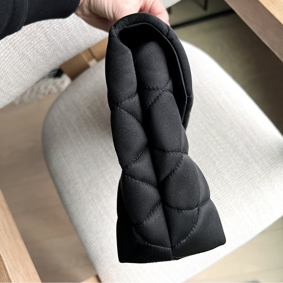 New YSL Yves Saint Laurent Large Sade Satin Envelope Clutch in Black - Picture 11 of 15